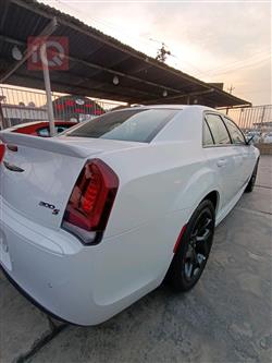كرايسلر 300